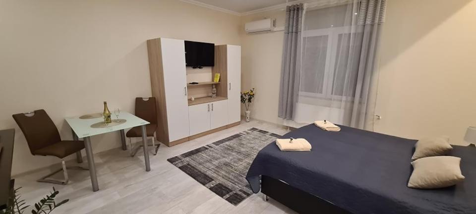 Rozsa Apartmanhaz Szeged Extérieur photo