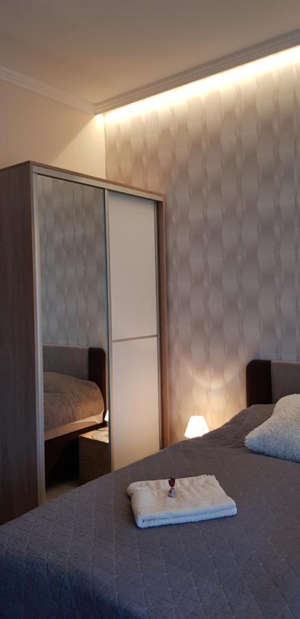 Rozsa Apartmanhaz Szeged Extérieur photo