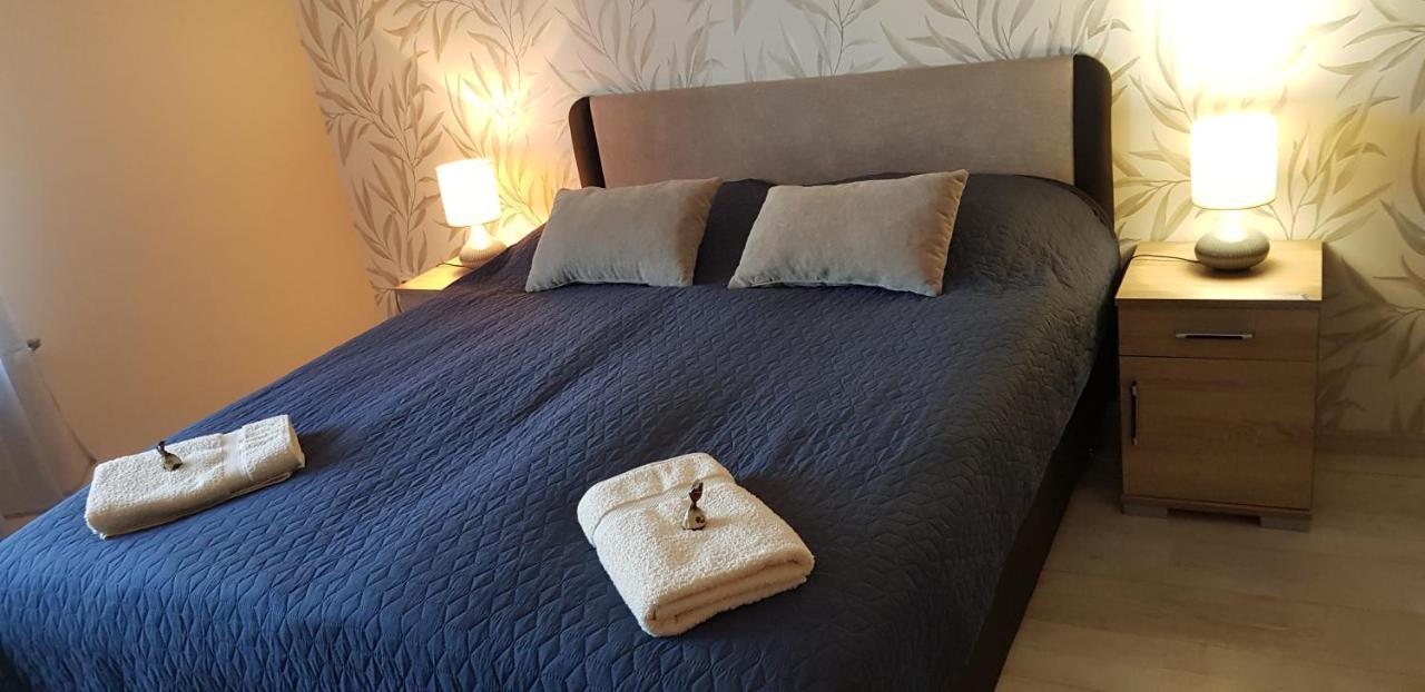 Rozsa Apartmanhaz Szeged Extérieur photo