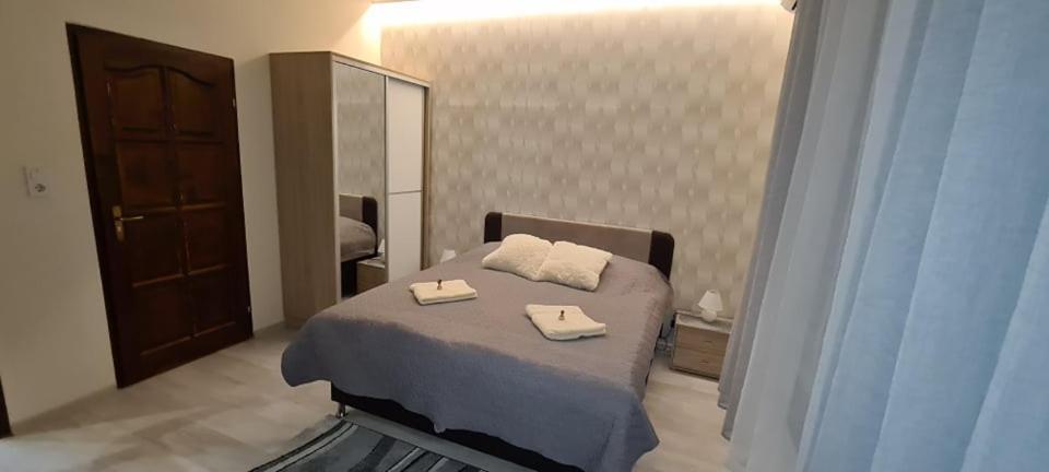 Rozsa Apartmanhaz Szeged Extérieur photo