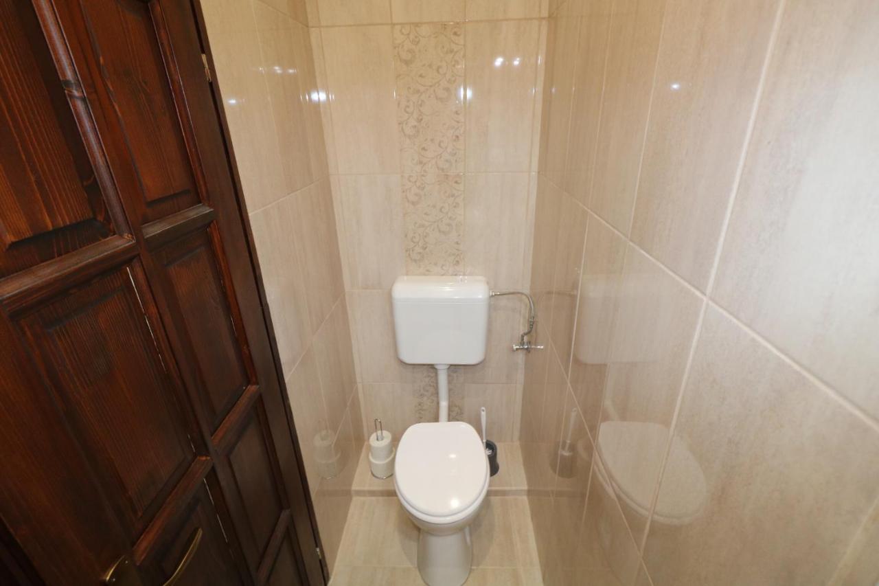 Rozsa Apartmanhaz Szeged Extérieur photo