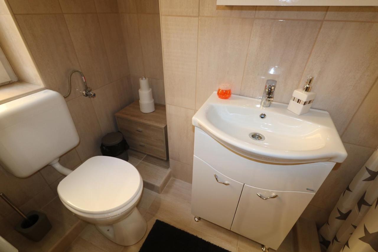 Rozsa Apartmanhaz Szeged Extérieur photo